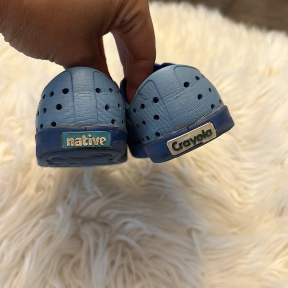Toddler Native Jefferson Shoes Crayola Edition - Size 9 - Picture 2 of 3